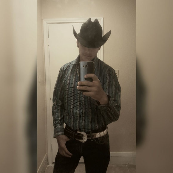 Meet your Posher, Ruffo - Picture 1 of 1